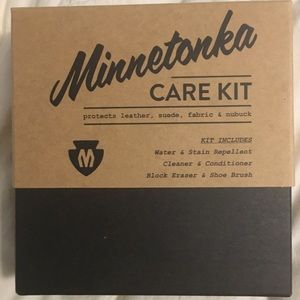 Minnetonka shoe care kit
